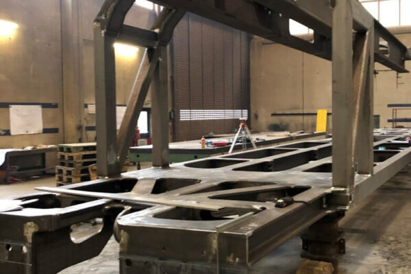 Fahrgestellrahmen (1)